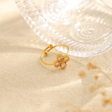 Clover Ring